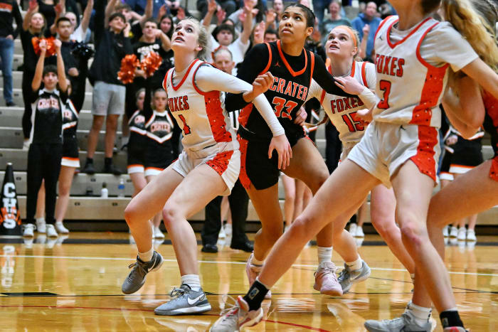 a Silverton Crater 5A Oregon girls basketball final 2024 Leon Neuschwander 30
